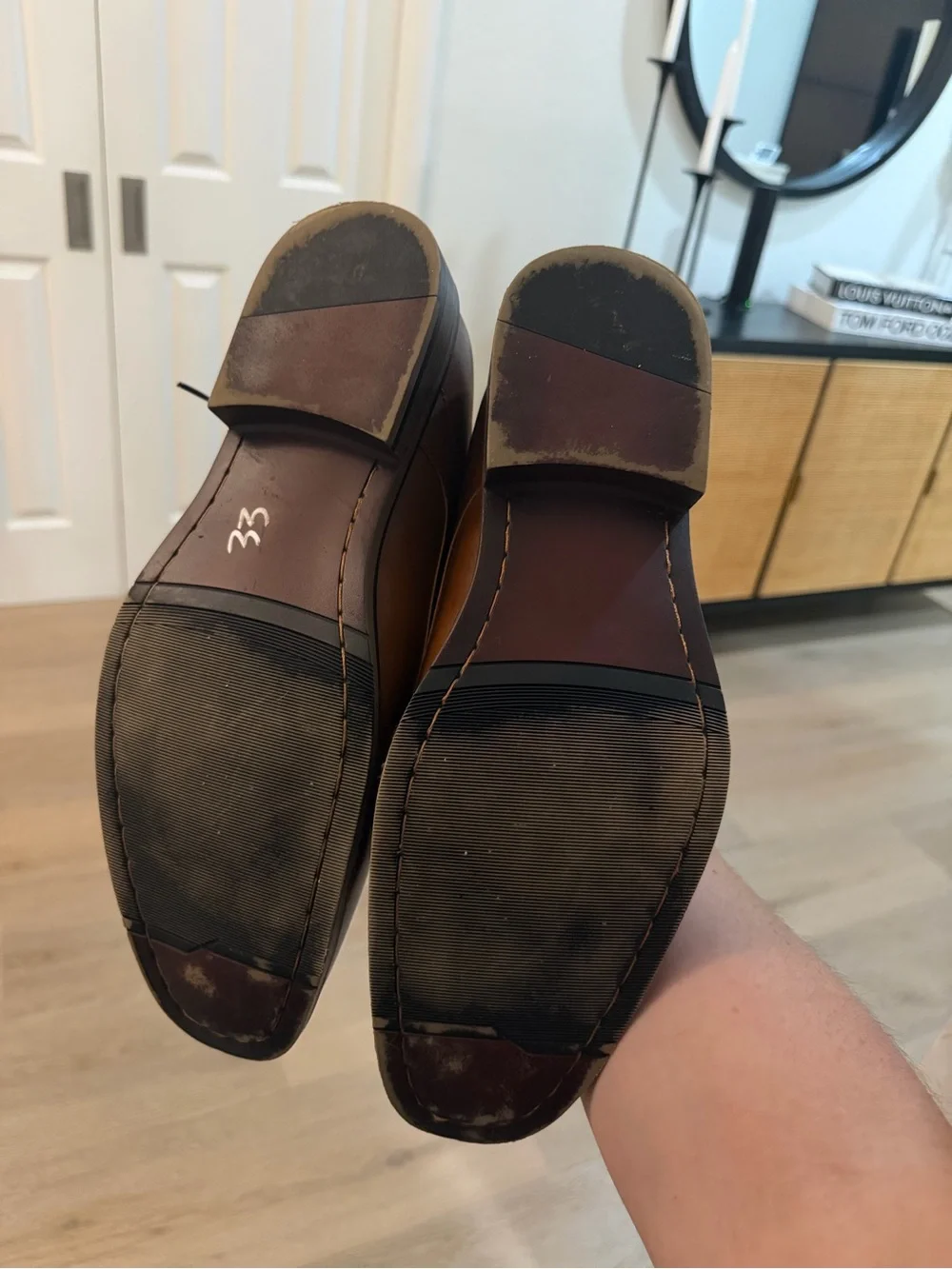 Men's Classic Brown Leather Dress Shoes